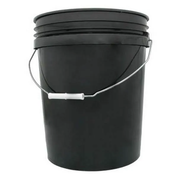 /public/media/20L-pail.webp