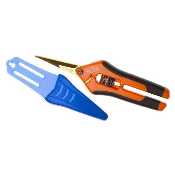 /public/media/orange-pruner-curved-blade.webp